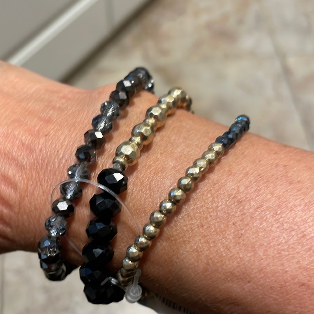 3 pack bracelets- stretchy